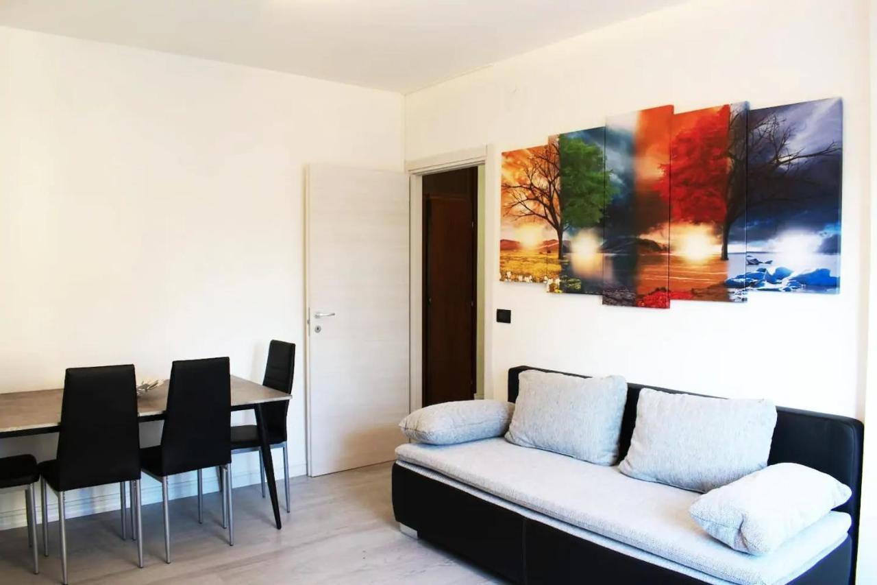 J&M House -Fronte Ospedale- Incluso Netflix E Disney Plus أوديني المظهر الخارجي الصورة